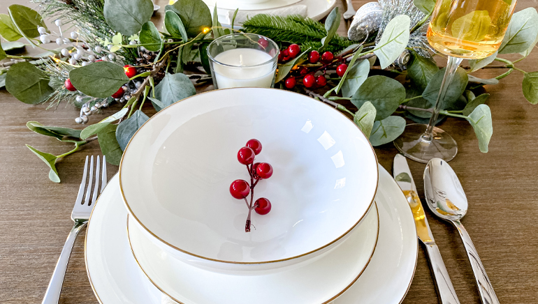 5 Essentials for a Holiday Tablescape | Linen Chest